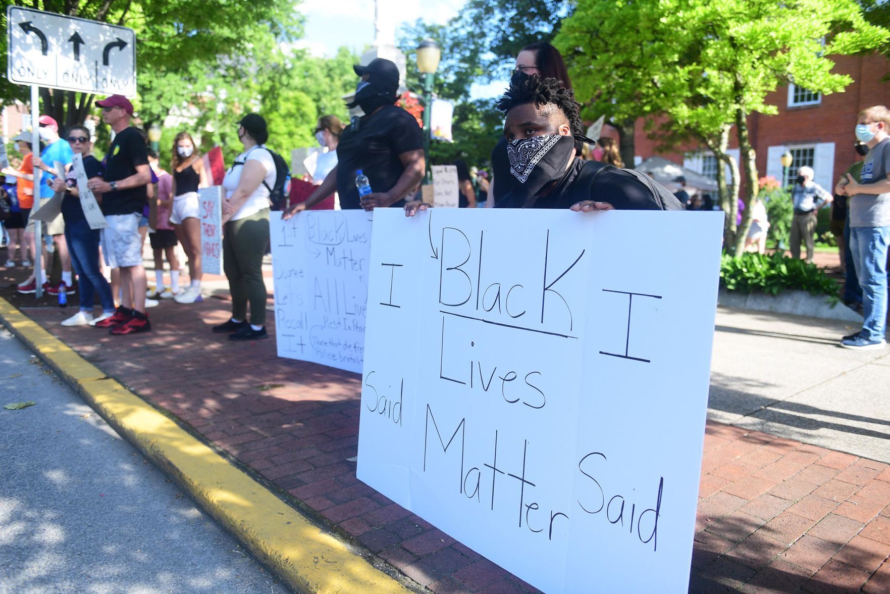 Solidarity on the Square